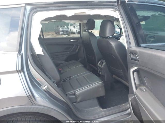 2018 VOLKSWAGEN TIGUAN 2.0T SEL PREMIUM 8