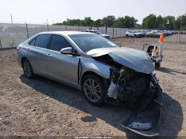 2017 TOYOTA CAMRY SE - 1
