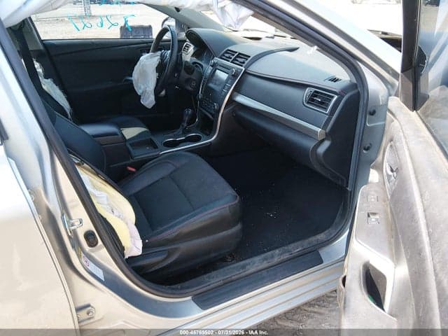 2017 TOYOTA CAMRY SE 5