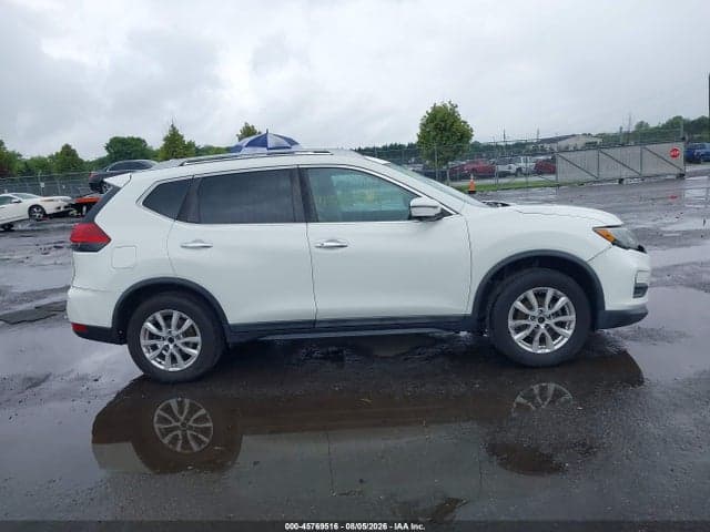 2017 NISSAN ROGUE SV 14
