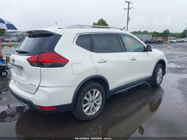 2017 NISSAN ROGUE SV 4