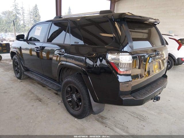 2021 TOYOTA 4RUNNER SR5 3