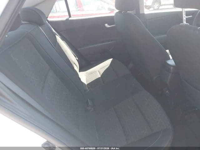 2021 KIA RIO S 8