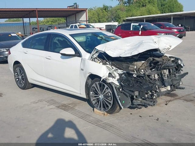 2019 BUICK REGAL SPORTBACK FWD ESSENCE