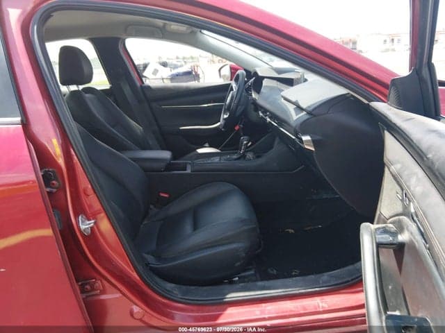 2020 MAZDA MAZDA3 PREFERRED PACKAGE 5