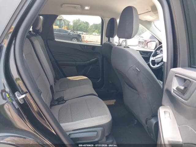 2022 FORD ESCAPE SE 8