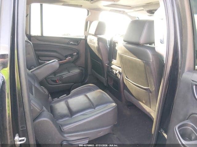 2017 CHEVROLET SUBURBAN PREMIER 8