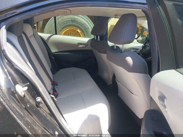 2020 TOYOTA COROLLA LE 8