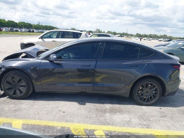 2025 TESLA MODEL 3 LONG RANGE REAR-WHEEL DRIVE/STANDARD REAR-WHEEL DRIVE 13
