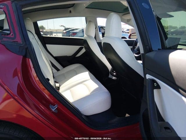 2018 TESLA MODEL 3 LONG RANGE/PERFORMANCE 8