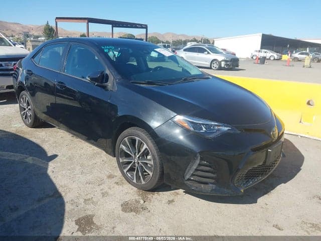 2017 TOYOTA COROLLA SE 1