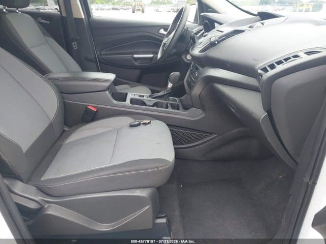 2017 FORD ESCAPE SE 5