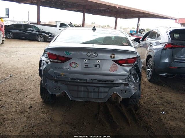 2017 HYUNDAI ELANTRA SE 17