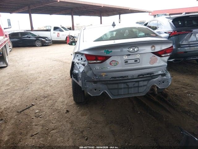 2017 HYUNDAI ELANTRA SE 19