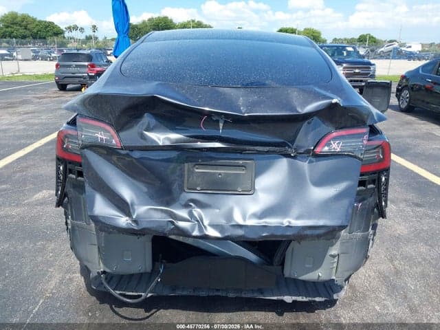 2025 TESLA MODEL Y LONG RANGE DUAL MOTOR REAR-WHEEL DRIVE 15