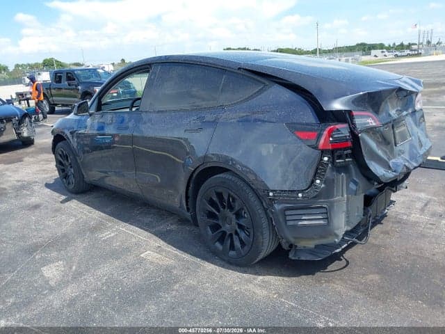 2025 TESLA MODEL Y LONG RANGE DUAL MOTOR REAR-WHEEL DRIVE 3