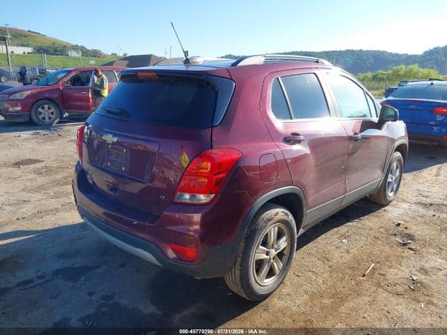 2017 CHEVROLET TRAX LT 4