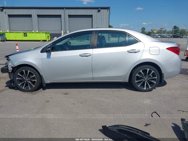 2017 TOYOTA COROLLA SE 15