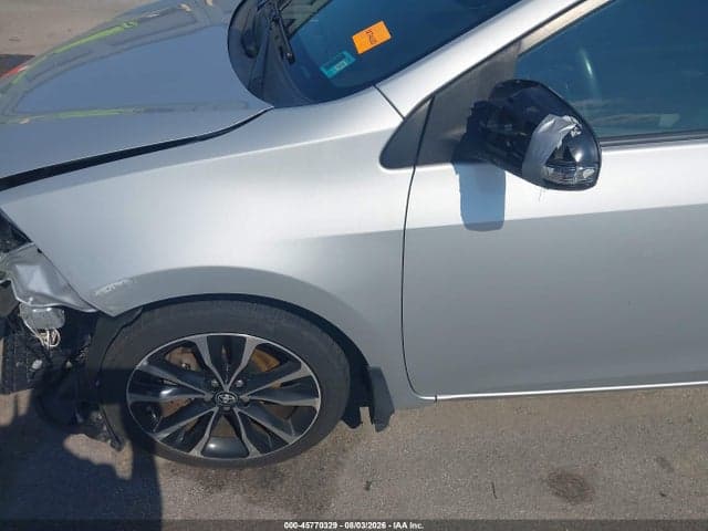 2017 TOYOTA COROLLA SE 19