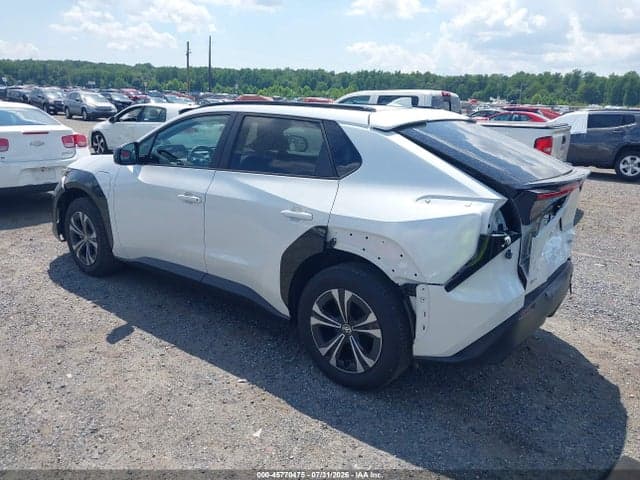 2025 TOYOTA BZ4X XLE 3