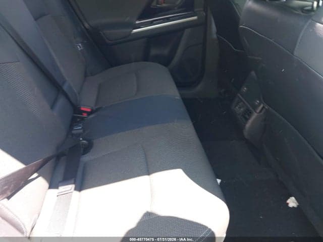 2025 TOYOTA BZ4X XLE 8