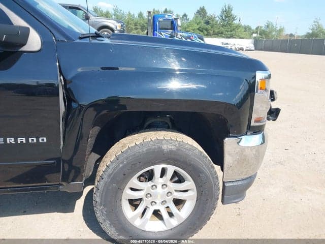 2017 CHEVROLET SILVERADO 1500 LT 17