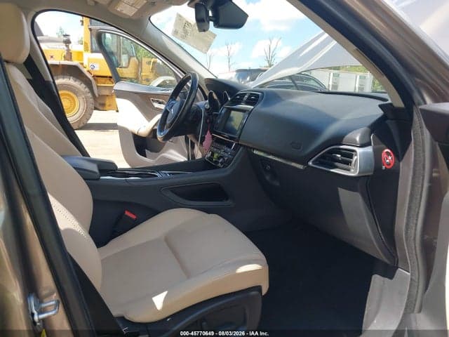 2017 JAGUAR F-PACE 20D PREMIUM 5