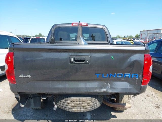 2020 TOYOTA TUNDRA SR5 16