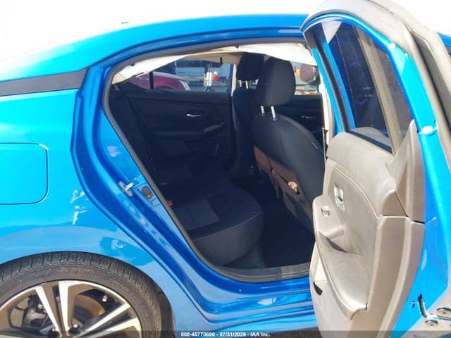 2021 NISSAN SENTRA SR XTRONIC CVT 8