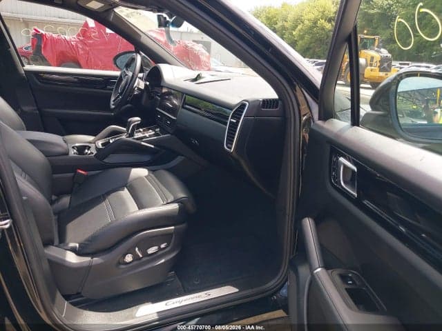 2020 PORSCHE CAYENNE S 5