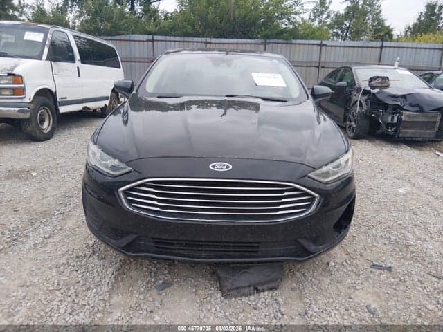 2019 FORD FUSION SE 12
