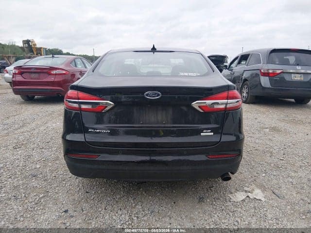 2019 FORD FUSION SE 16