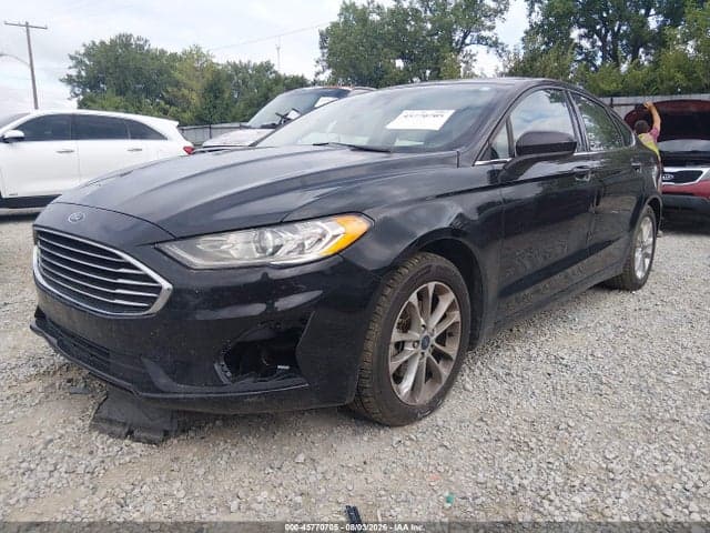 2019 FORD FUSION SE 6