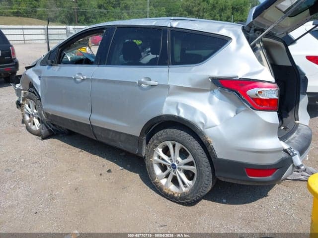 2017 FORD ESCAPE SE 3