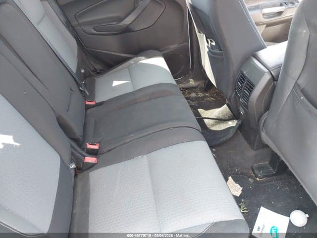 2017 FORD ESCAPE SE 8