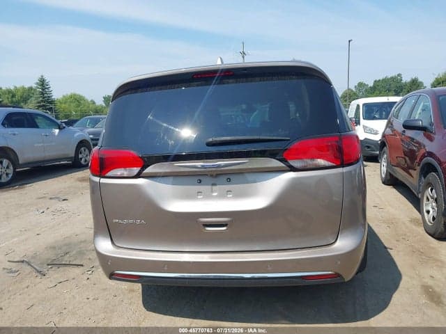 2018 CHRYSLER PACIFICA TOURING L PLUS 16