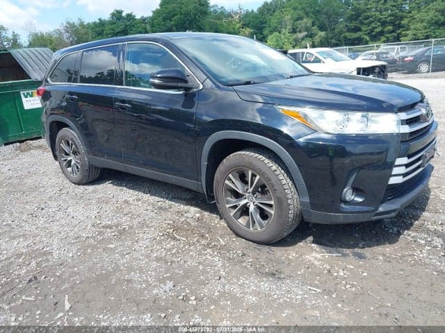 2019 TOYOTA HIGHLANDER LE PLUS 1