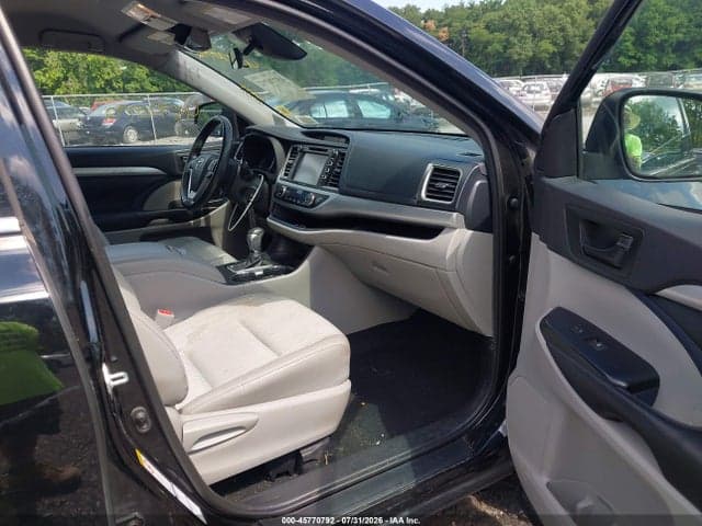 2019 TOYOTA HIGHLANDER LE PLUS 5