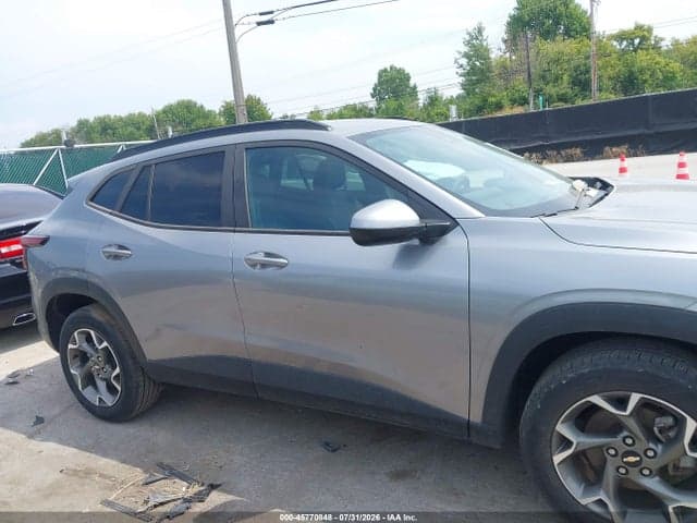 2025 CHEVROLET TRAX FWD LT 13