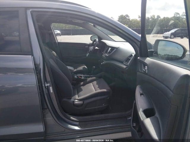2018 HYUNDAI TUCSON VALUE 5