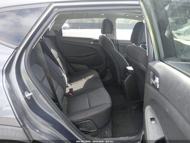 2018 HYUNDAI TUCSON VALUE 8