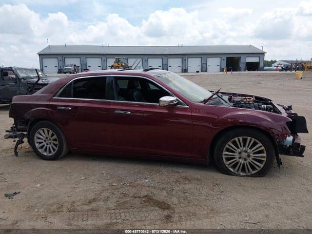 2017 CHRYSLER 300C 12