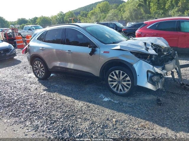 2021 FORD ESCAPE TITANIUM 1