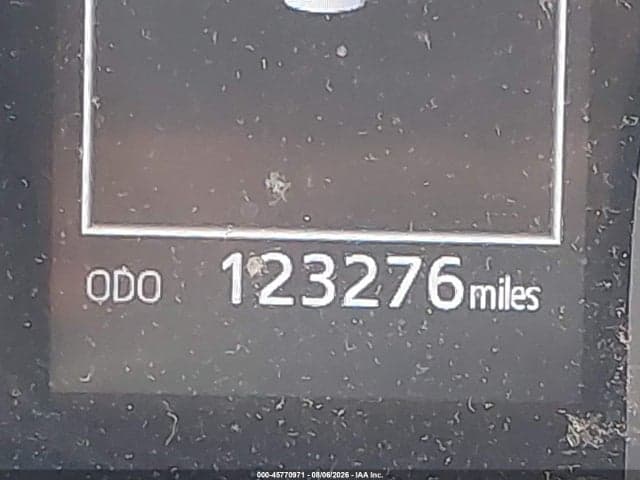 2019 TOYOTA CAMRY LE 15