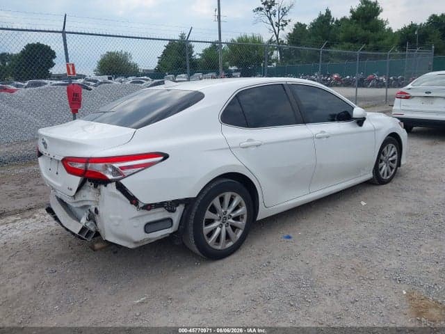 2019 TOYOTA CAMRY LE 4