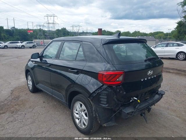 2022 HYUNDAI VENUE SE 3