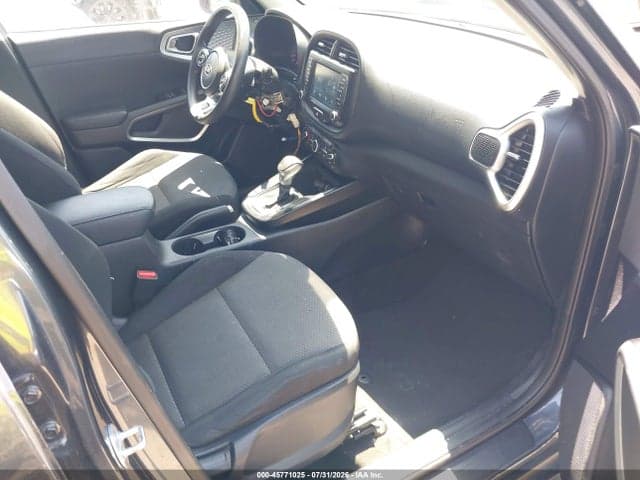 2020 KIA SOUL LX 5
