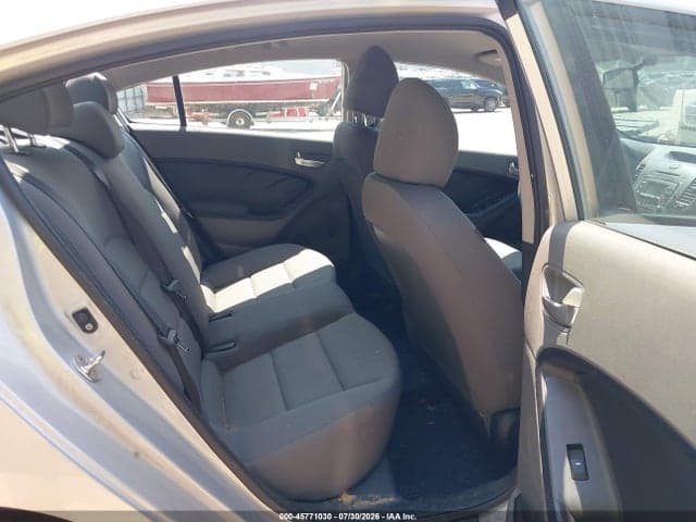 2017 KIA FORTE LX 8