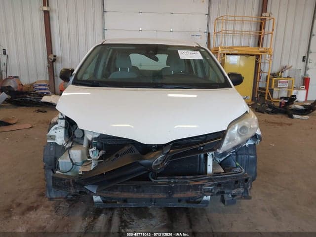 2018 TOYOTA SIENNA L 7 PASSENGER 12