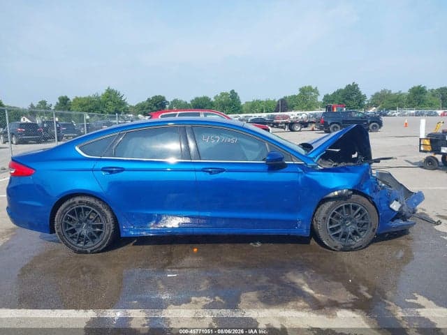 2017 FORD FUSION SE 13